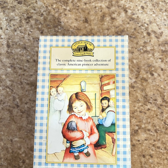 Little House on The Prairie Box Set - Picture 3 of 7